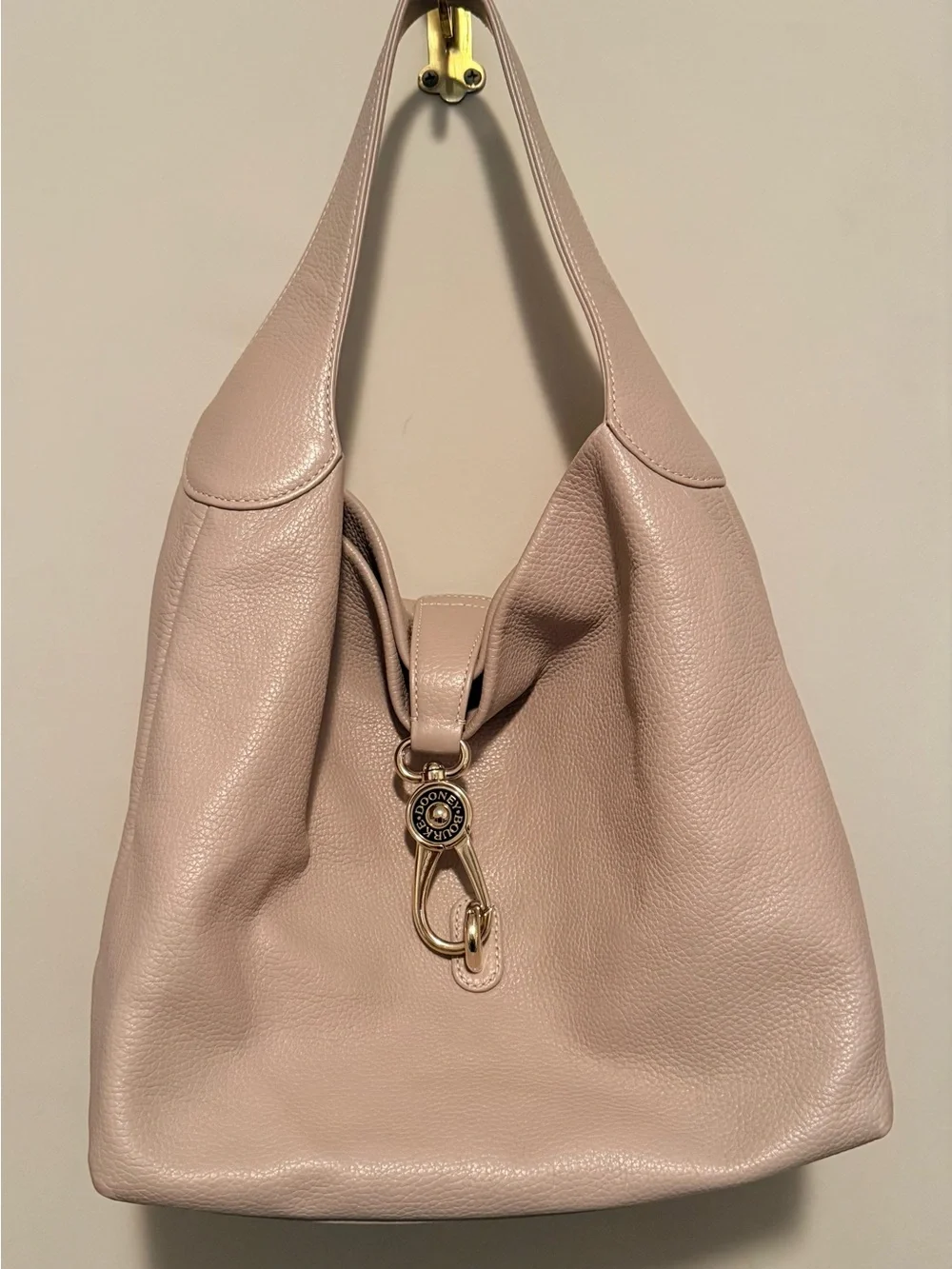 Dooney & Bourke Oyster Logo Lock Shoulder Bag Kisslock Wallet Set